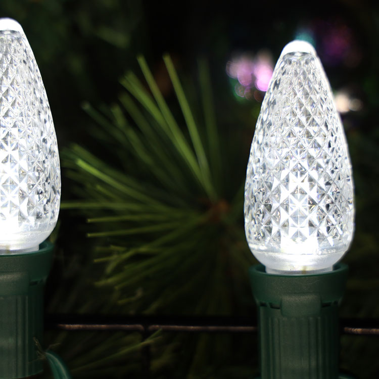 As lâmpadas da substituição do diodo emissor de luz de C9 Minleon refrigeram o UL branco do bulbo do Natal impermeável