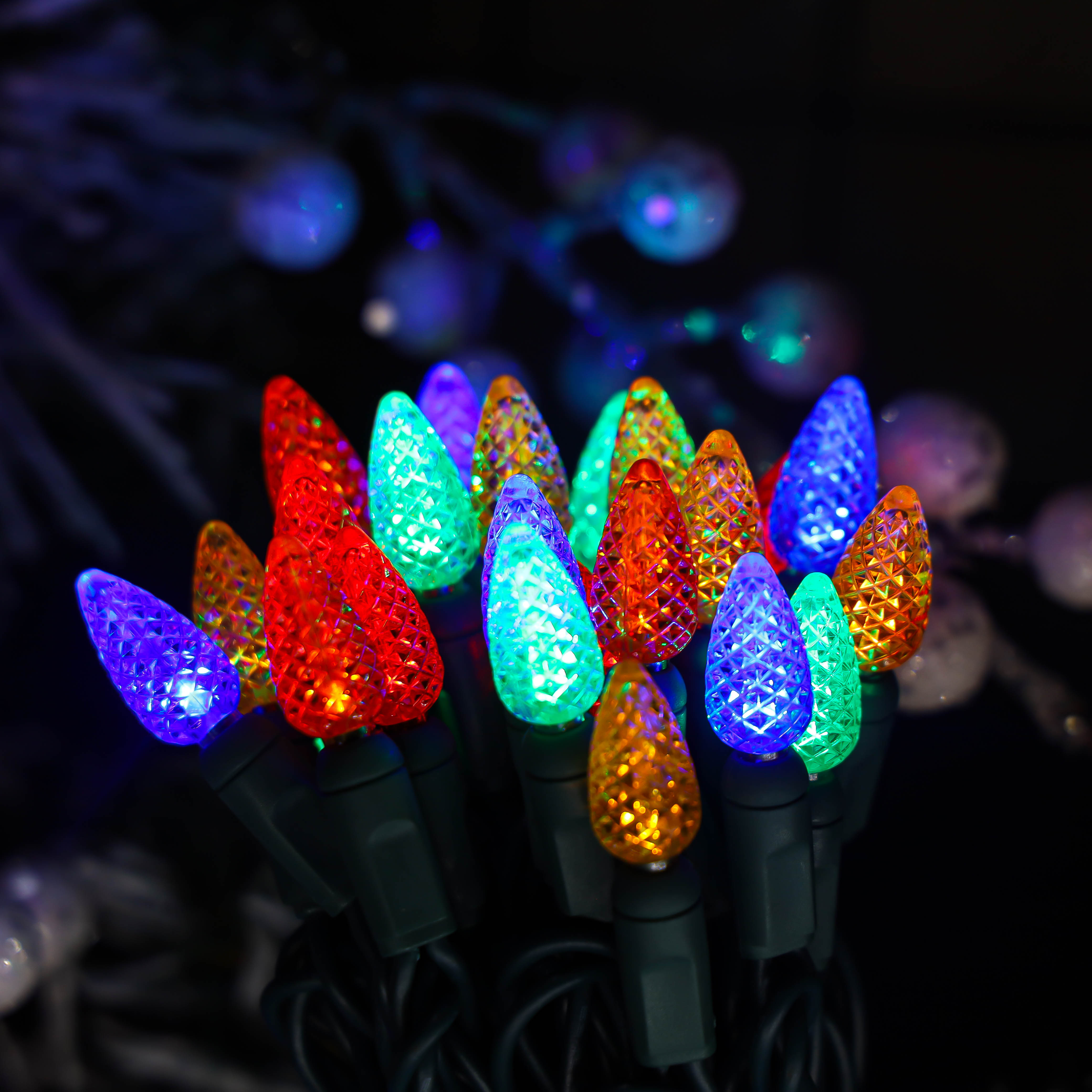 A corda do diodo emissor de luz do UL C3 ilumina a luz de Natal multicolorida ao ar livre