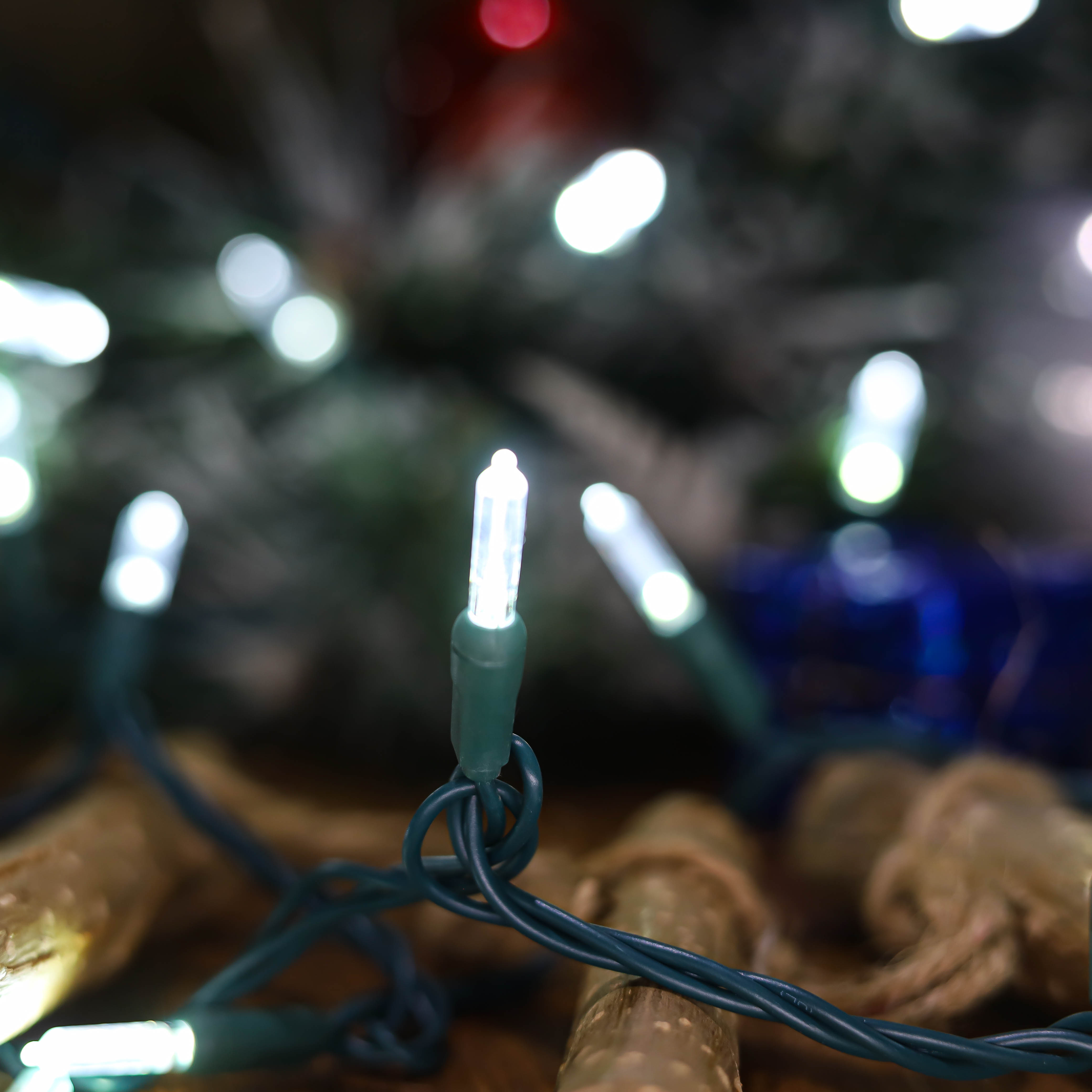 A corda do UL do diodo emissor de luz T5 ilumina o uso exterior branco frio do grupo da luz de Natal
