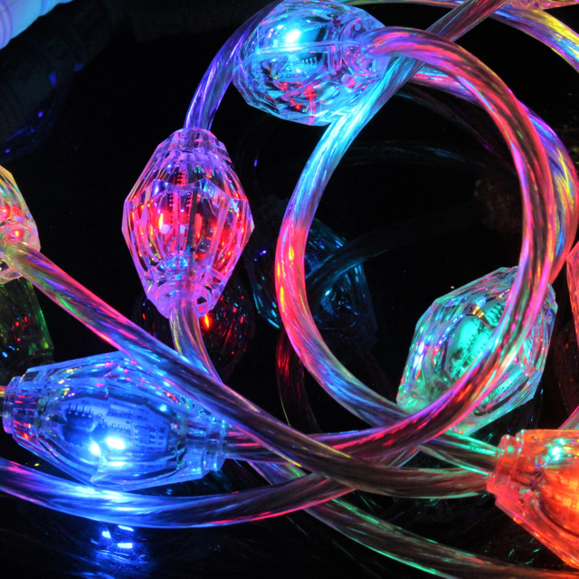 O diamante do RGB ilumina 12V o pixel da C.C. SMD3535 ilumina as luzes SPI IP65