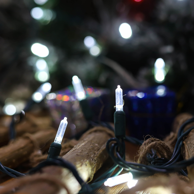 A corda do UL do diodo emissor de luz T5 ilumina o uso exterior branco frio do grupo da luz de Natal